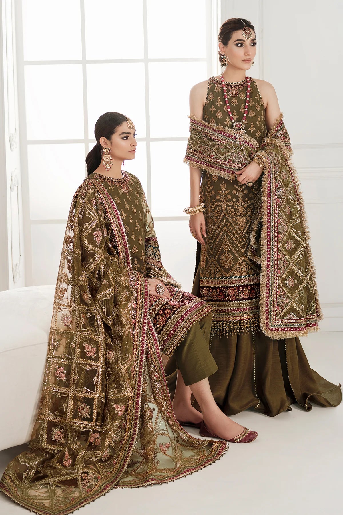 3 Piece EMBROIDERED CHIFFON WITH DUPATTA CH10-06 - Baroque
