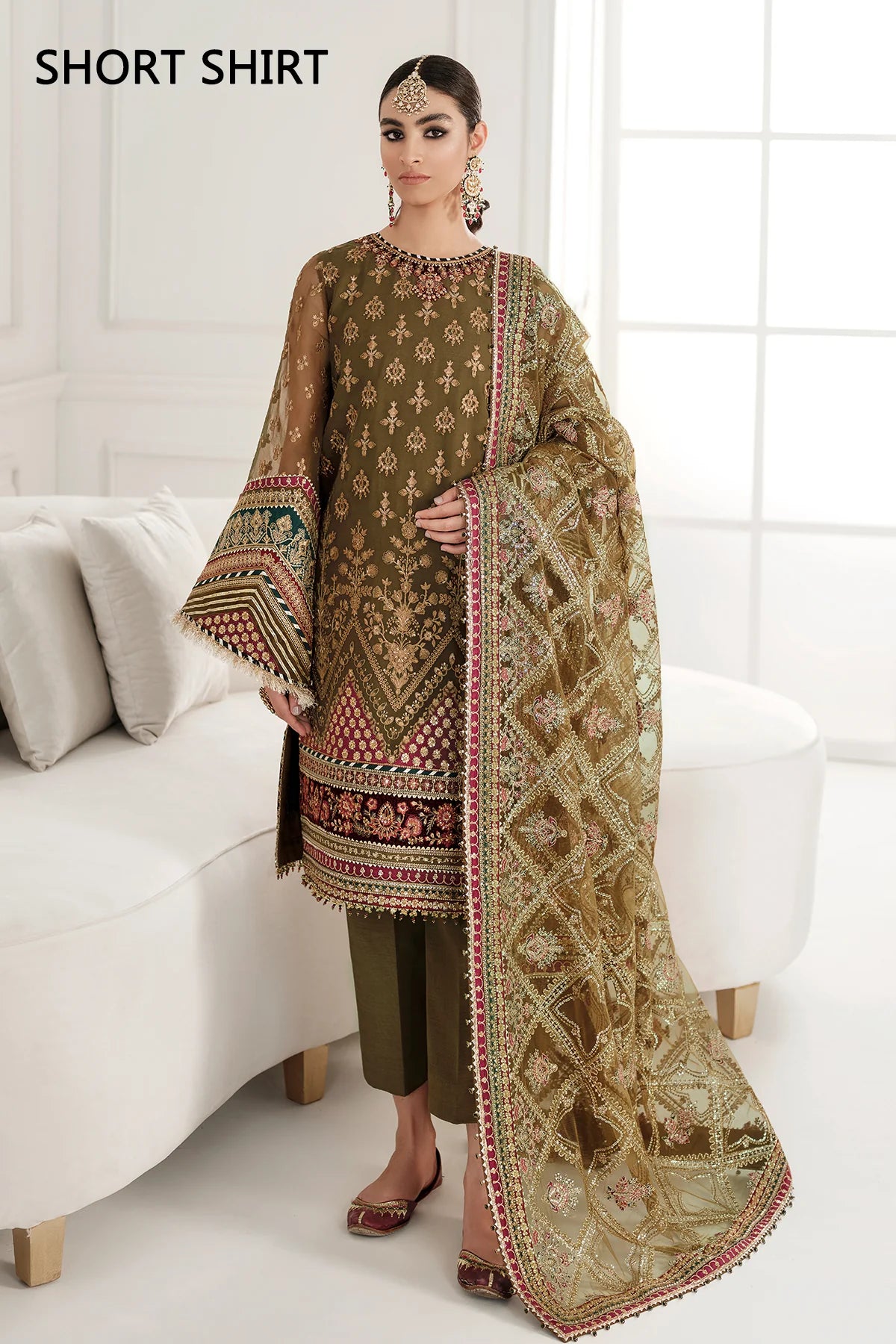 3 Piece EMBROIDERED CHIFFON WITH DUPATTA CH10-06 - Baroque